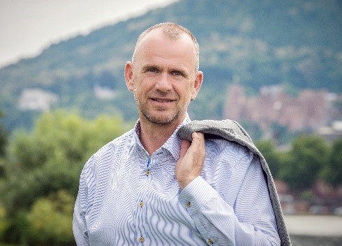 Steffen Schmid